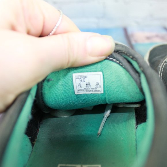 Vans Gray Canvas Tennis Shoes Low Top Lace-up Sneakers Shoe Size 9 - Picture 7 of 9